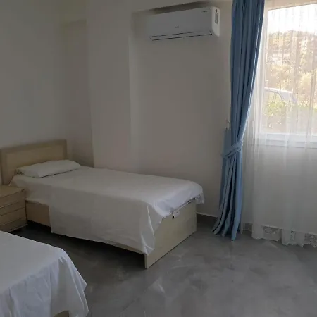 公寓 Pool, Beach, Shopping In Walking Distance